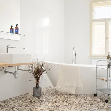 Apartment Stru House By Days - Luxurious Next To National Theatre *