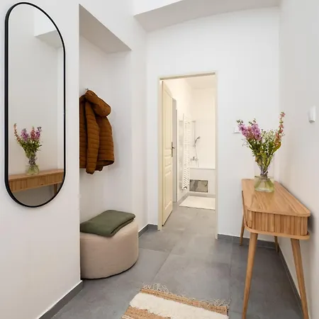 Apartment Stru House By Days - Luxurious Next To National Theatre Prague