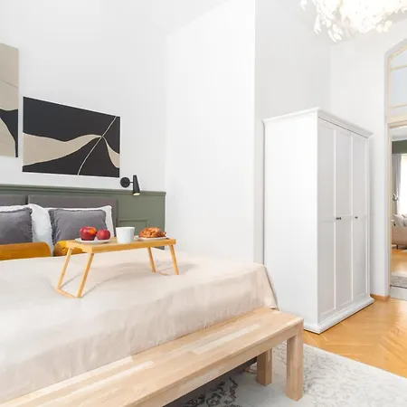 Stru House By Days - Luxurious Next To National Theatre * Prague