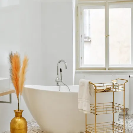 Apartment Stru House By Days - Luxurious Next To National Theatre *
