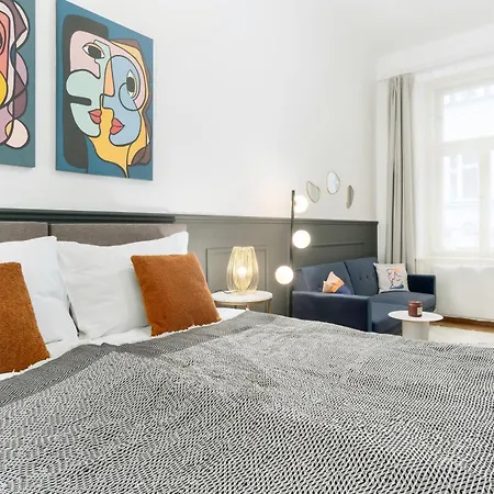 Stru House By Days - Luxurious Next To National Theatre * Prague