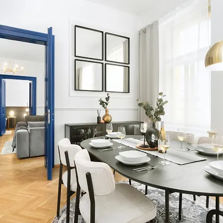 Stru House By Days - Luxurious Next To National Theatre *