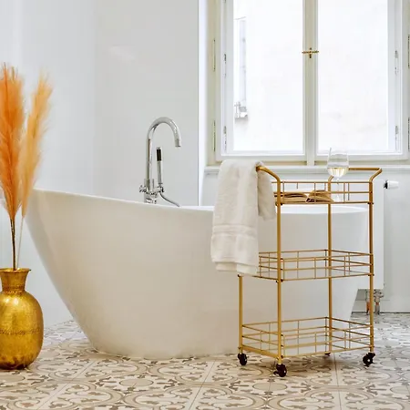 Stru House By Days - Luxurious Next To National Theatre