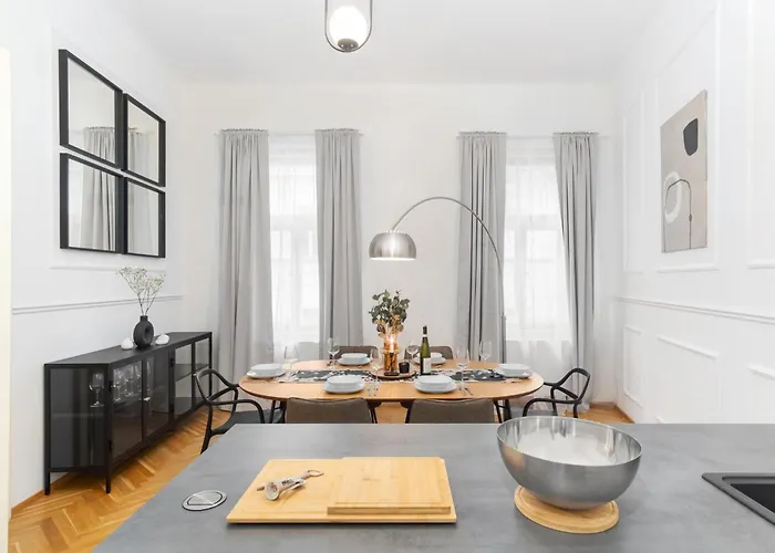 Apartamento Stru House By Days - Luxurious Next To National Theatre *