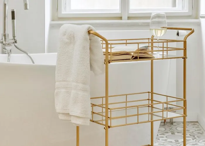 Stru House By Days - Luxurious Next To National Theatre Apartamento *