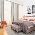 Stru House By Days - Luxurious Next To National Theatre