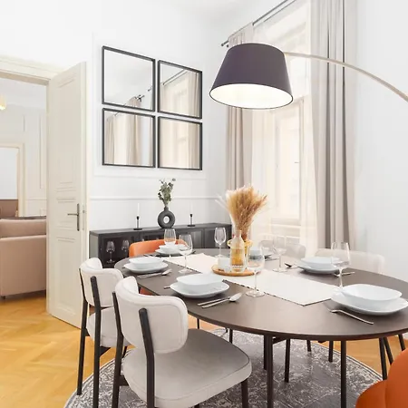 Stru House By Days - Luxurious Next To National Theatre * Praga