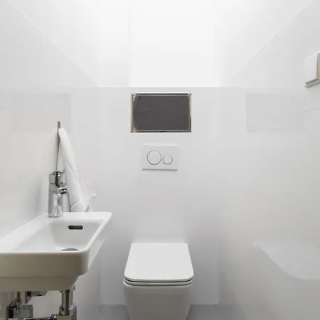 Stru House By Days - Luxurious Next To National Theatre